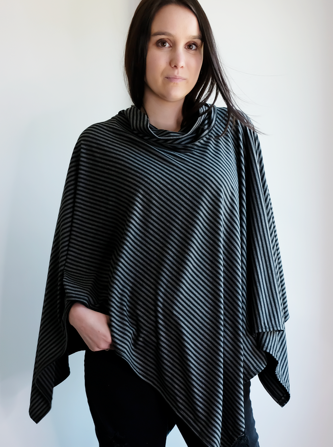 3 IN 1 PONCHO/SKIRT