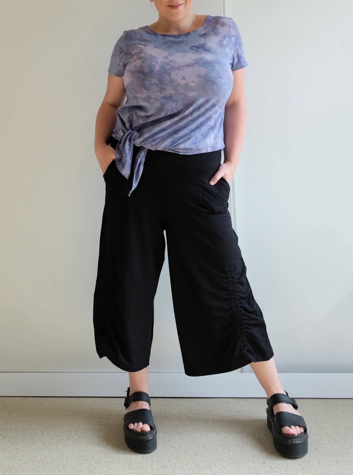 REVERSIBLE ASYMMETRIC SHORT SLEEVE TEE: Made to order