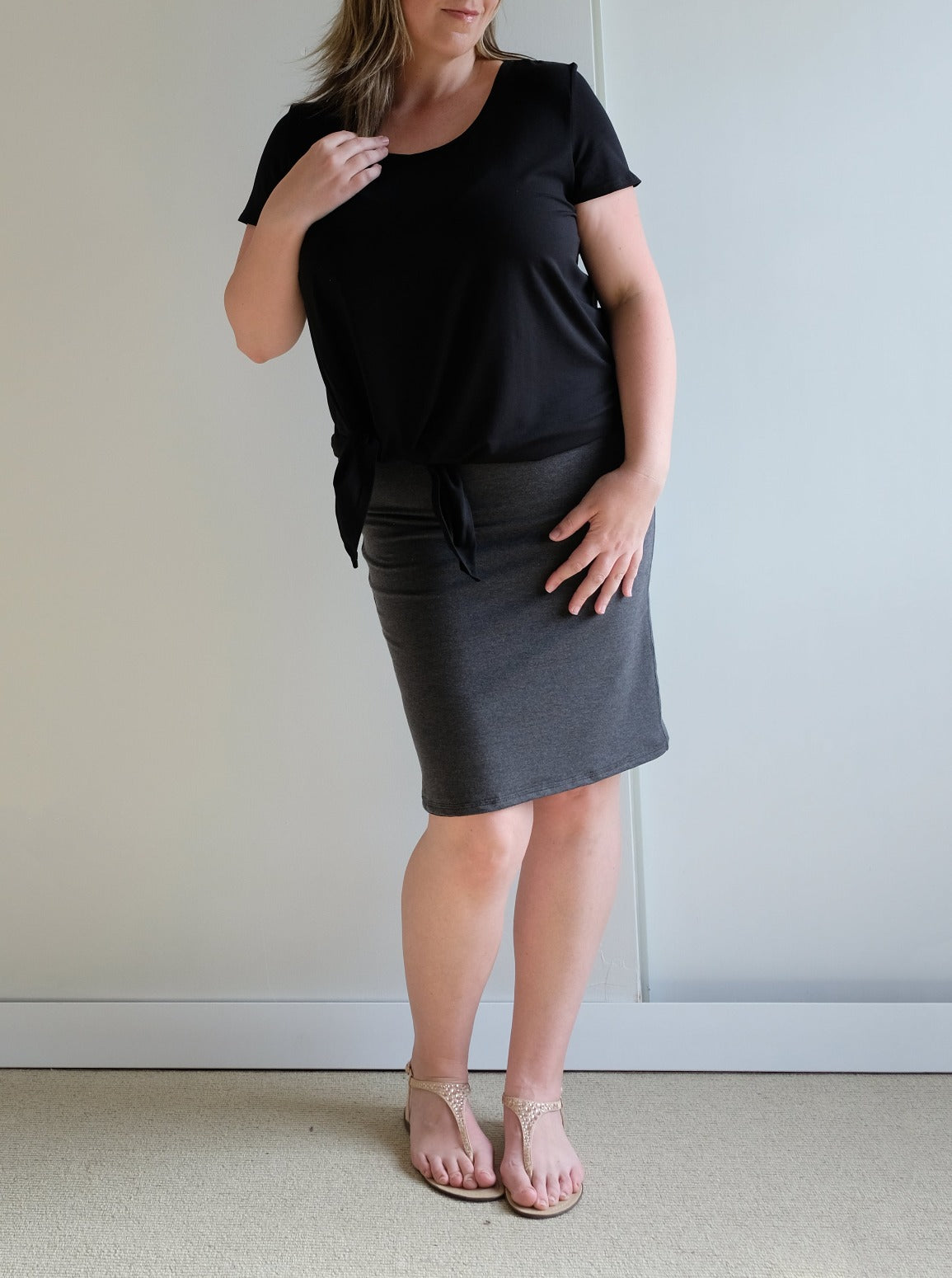 REVERSIBLE ASYMMETRIC SHORT SLEEVE TEE: Made to order