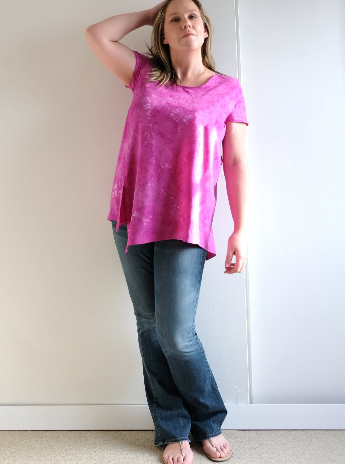 REVERSIBLE ASYMMETRIC SHORT SLEEVE TEE: Made to order