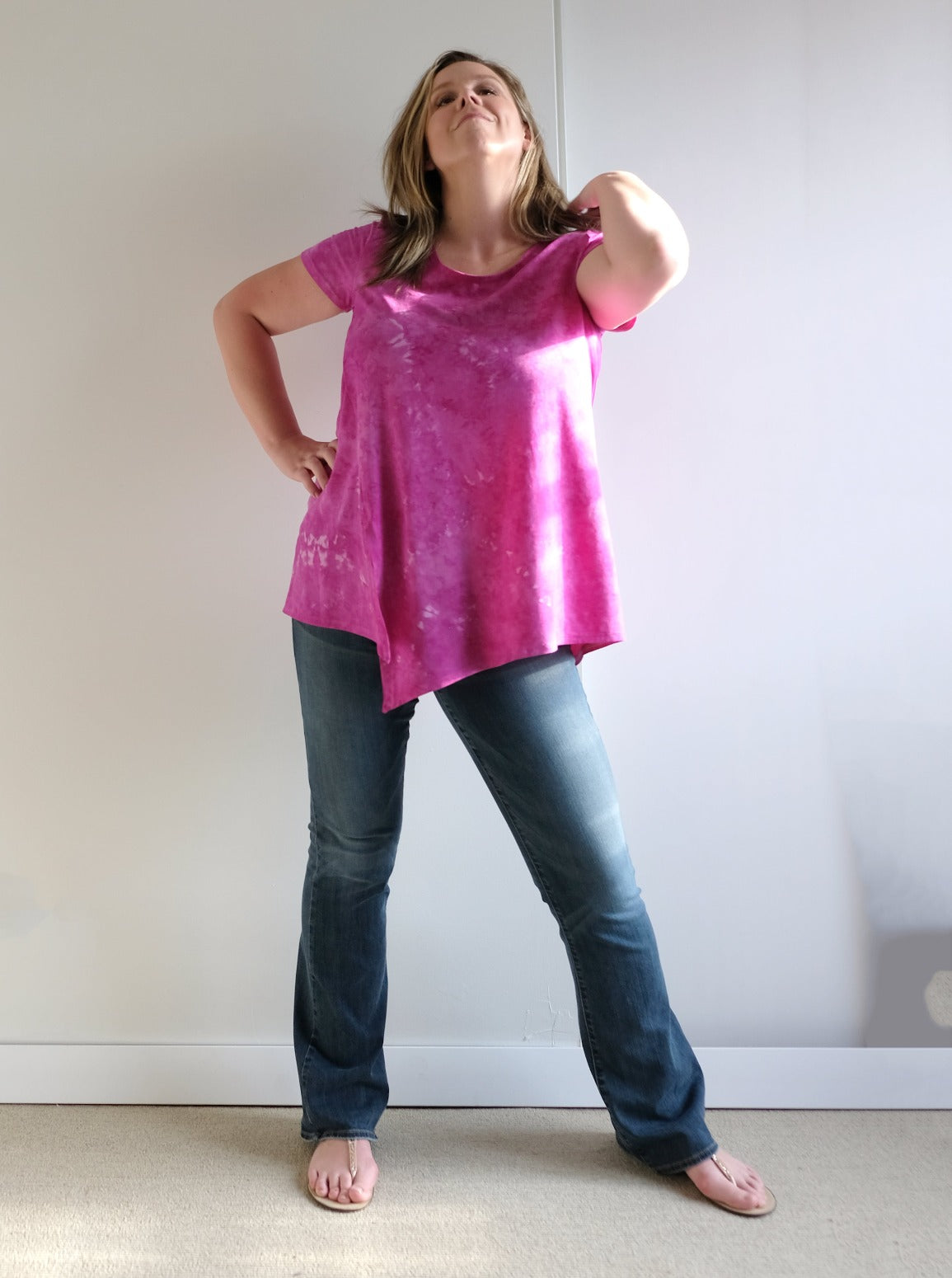 REVERSIBLE ASYMMETRIC SHORT SLEEVE TEE: Made to order