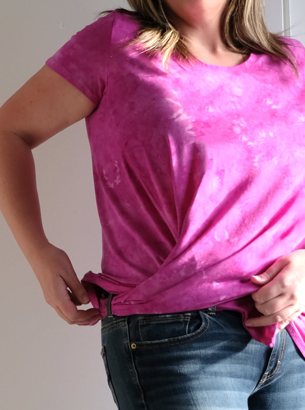 REVERSIBLE ASYMMETRIC SHORT SLEEVE TEE: Made to order