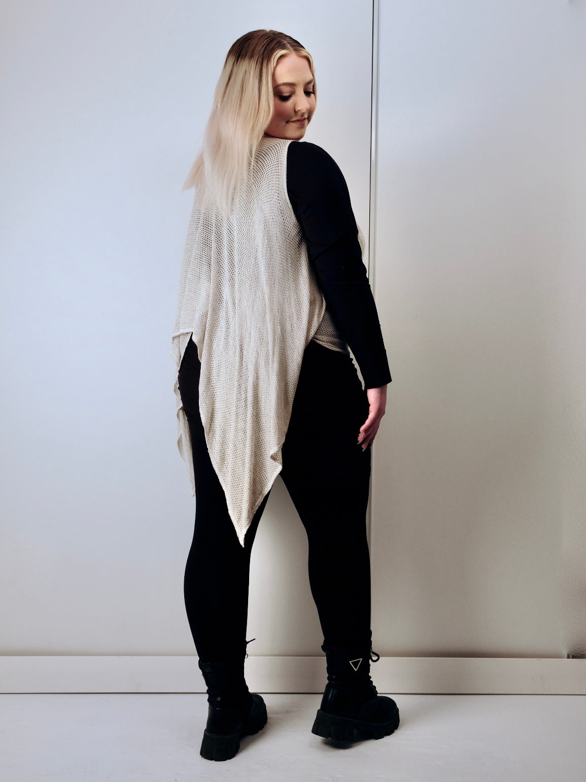 6 IN 1 MESH PONCHO/VEST: Made to order