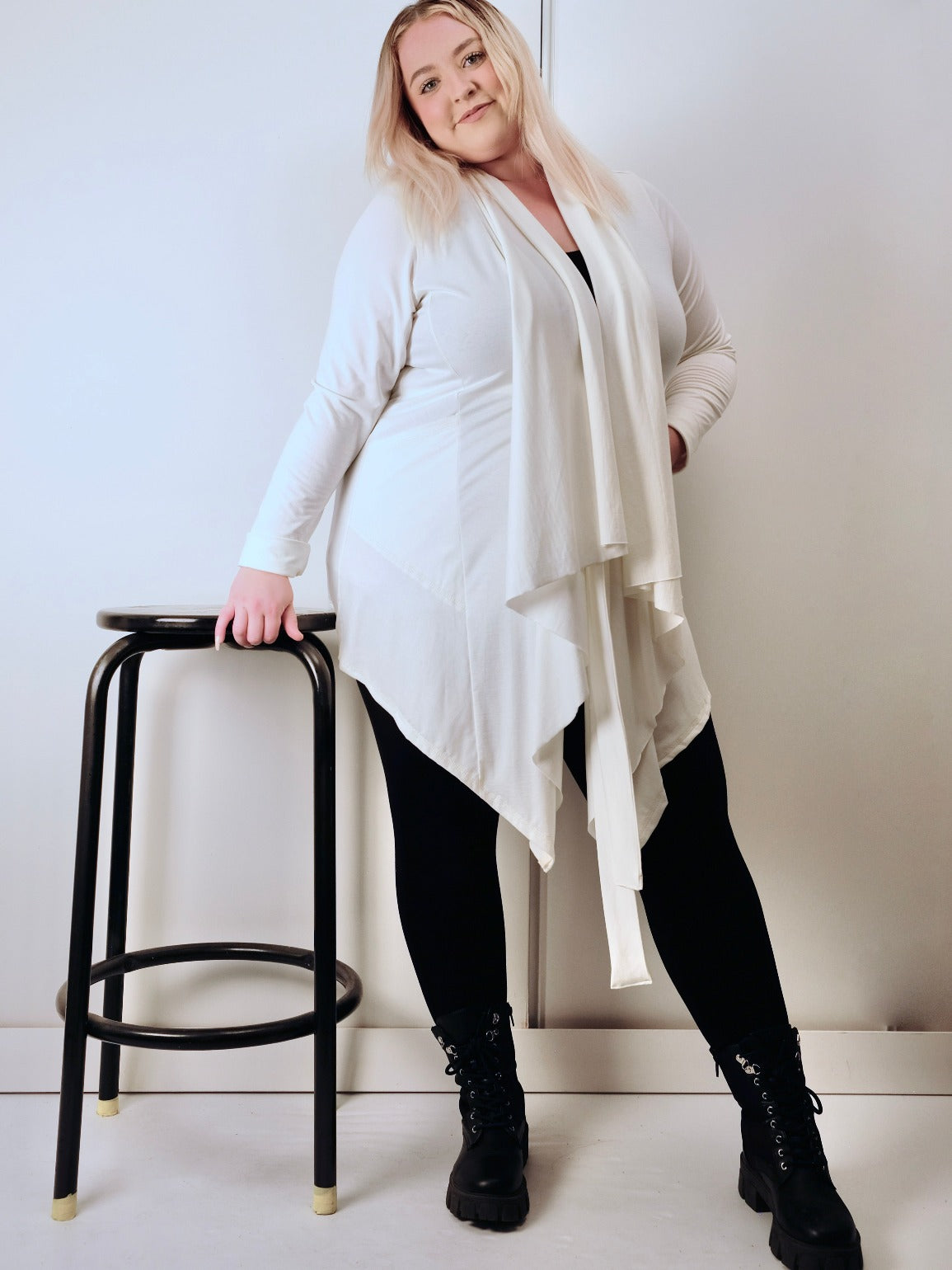 7 IN 1 CARDIGAN: Made to order