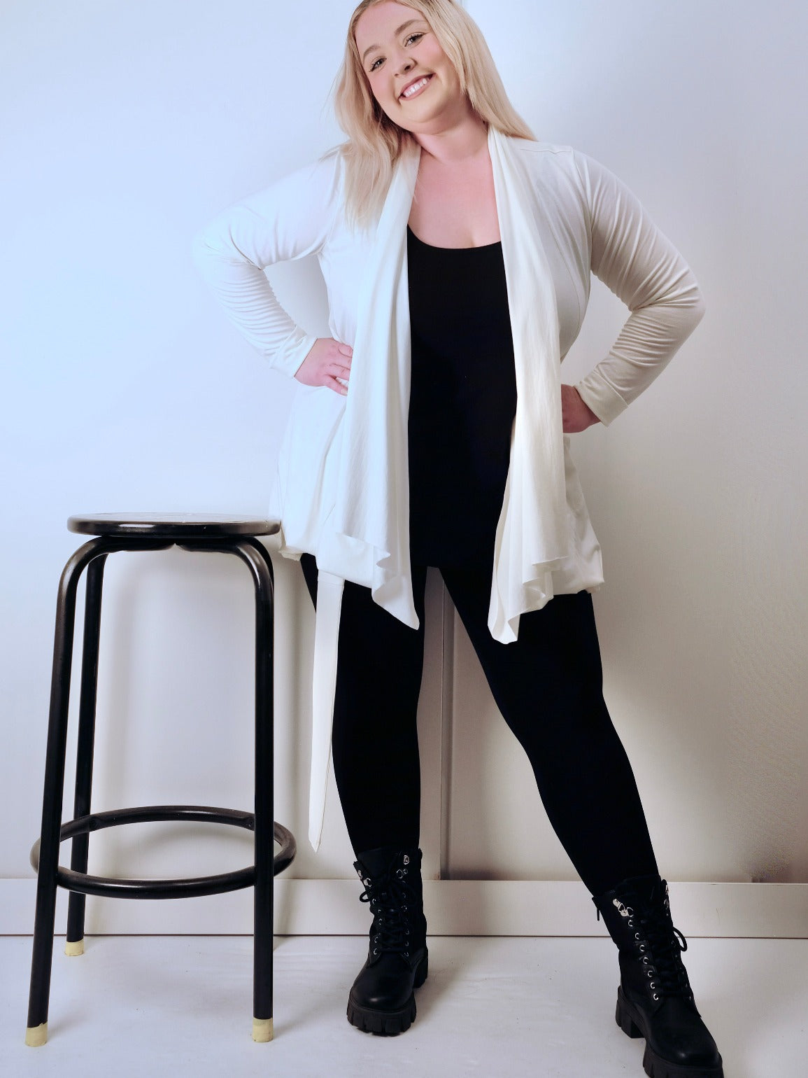 7 IN 1 CARDIGAN: Made to order