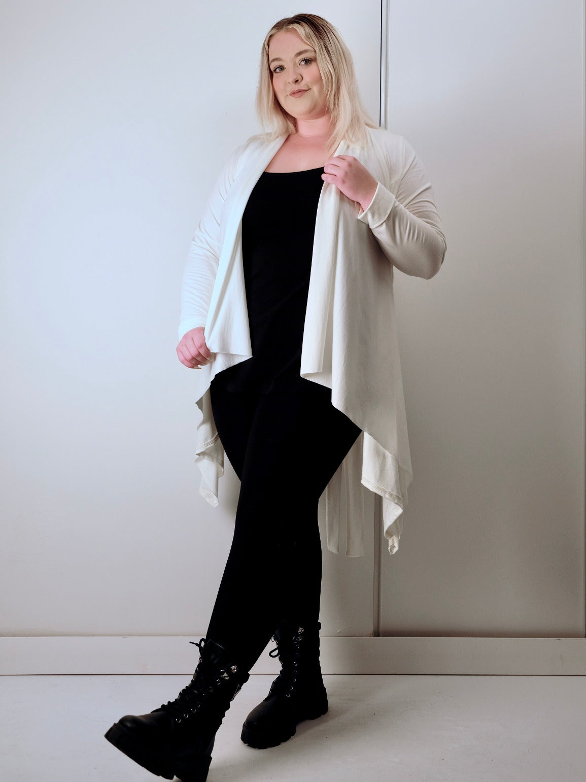 7 IN 1 CARDIGAN: Made to order