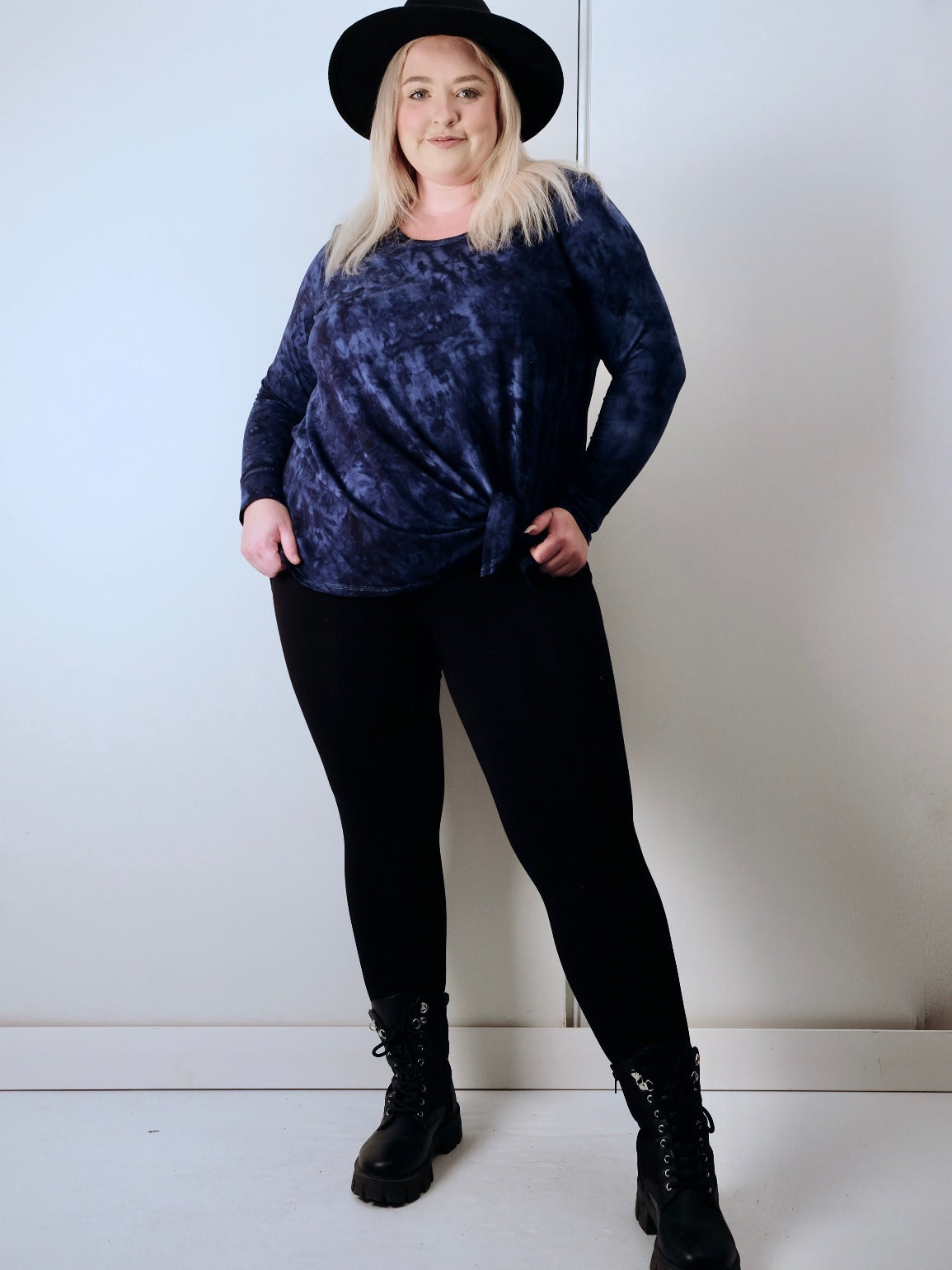 REVERSIBLE ASYMMETRIC LONG SLEEVE