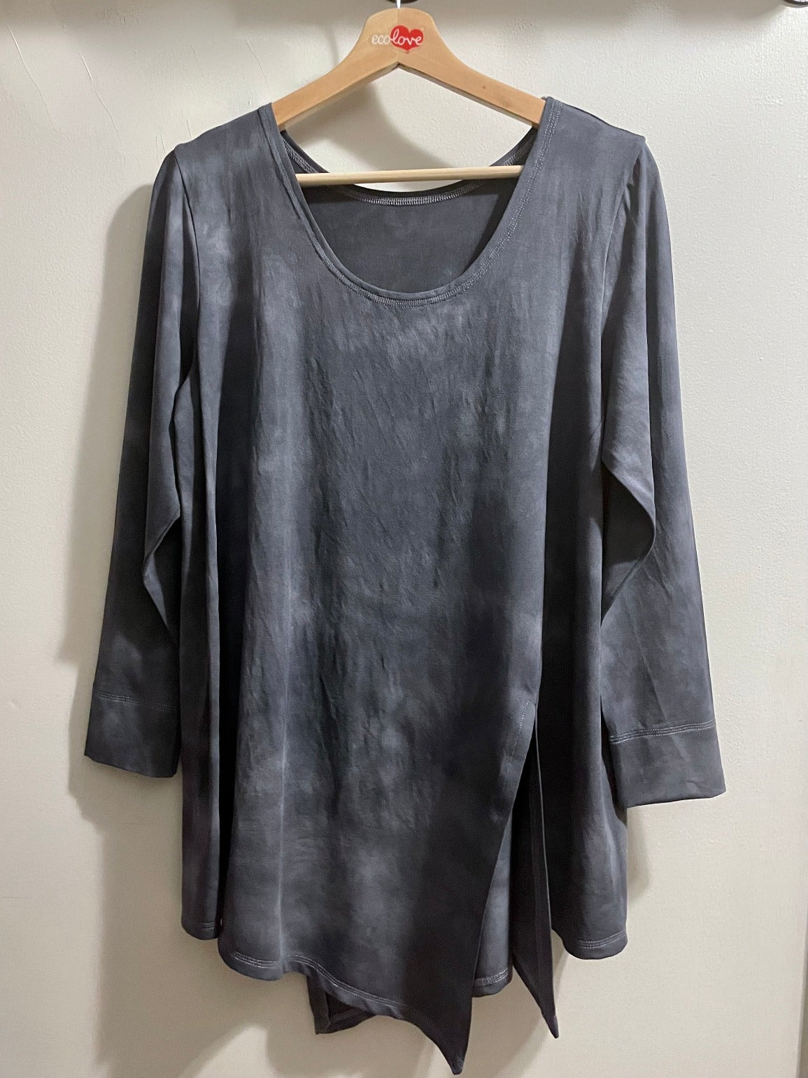 REVERSIBLE ASYMMETRIC LONG SLEEVE